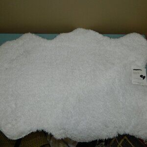 Pottery Barn Faux Hide Bath Rug White